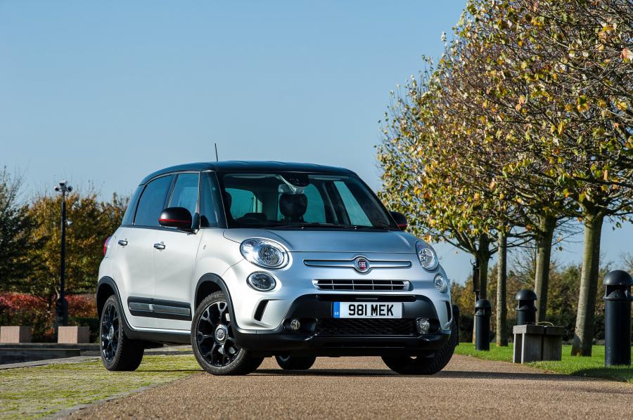  Fiat 500L Beats Edition 2014 года  (UK) (фото 23 из 27)